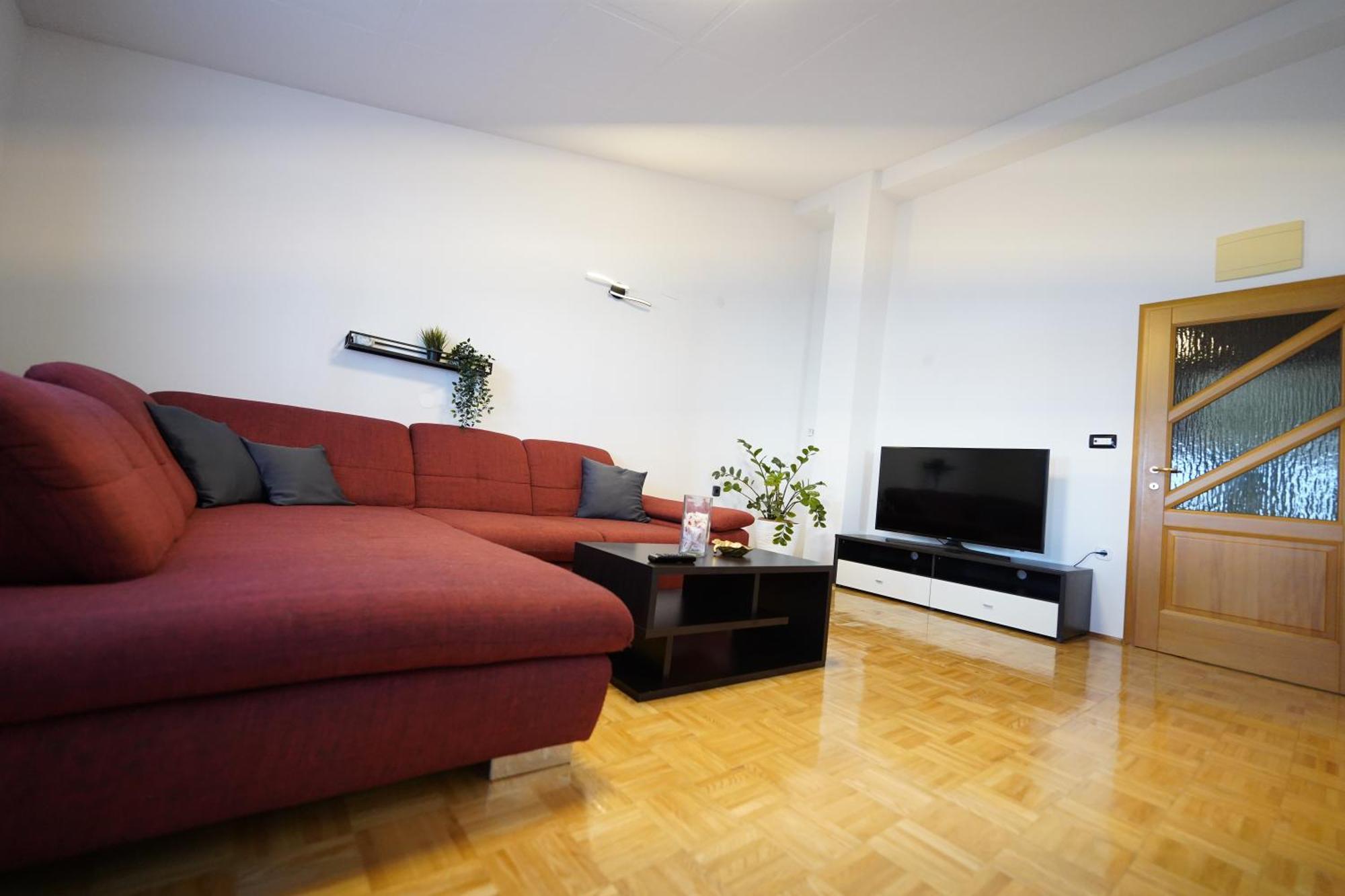 Apartments Loncar-Near Zrce Beach نوفاليا المظهر الخارجي الصورة